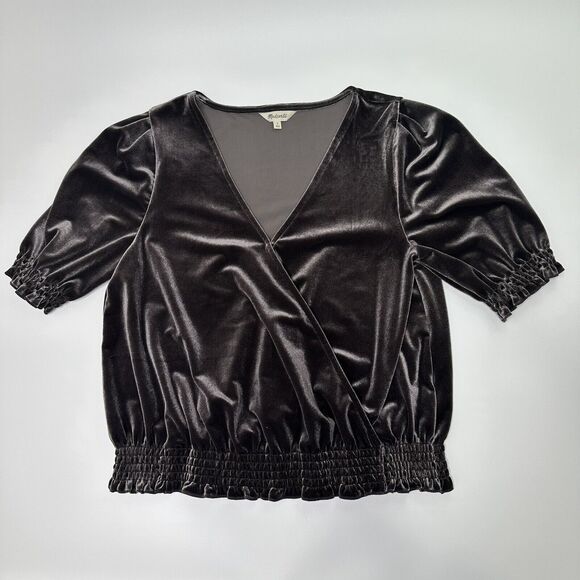 MADEWELL Size Small WOMENs METAL GRAY SHORT SLEEVE VELVET SMOCKED CROSSOVER TOP - Picture 1 of 10
